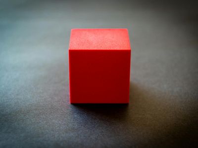 Geometric shapes representing knowledge and focus